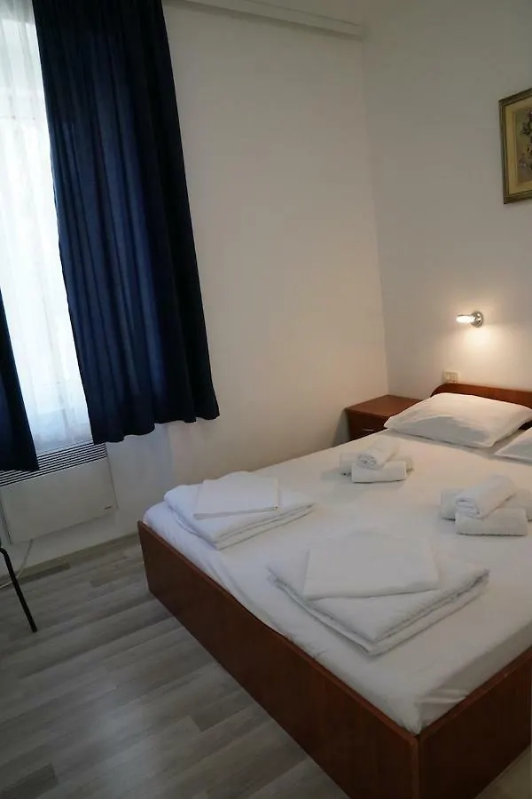 Sesar Apartments Krk - No. 2 Vinko Krk Town